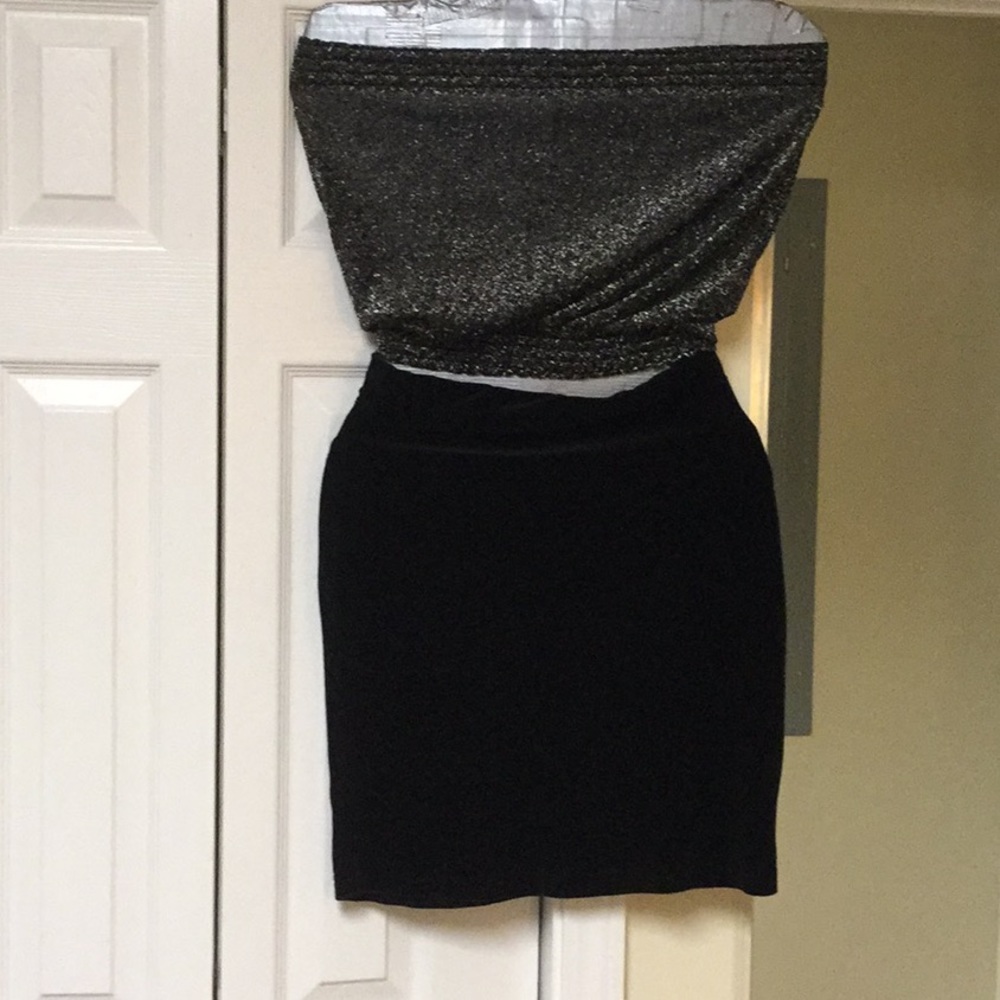 Early 80’s velvet skirt and glitter tube top! EUC